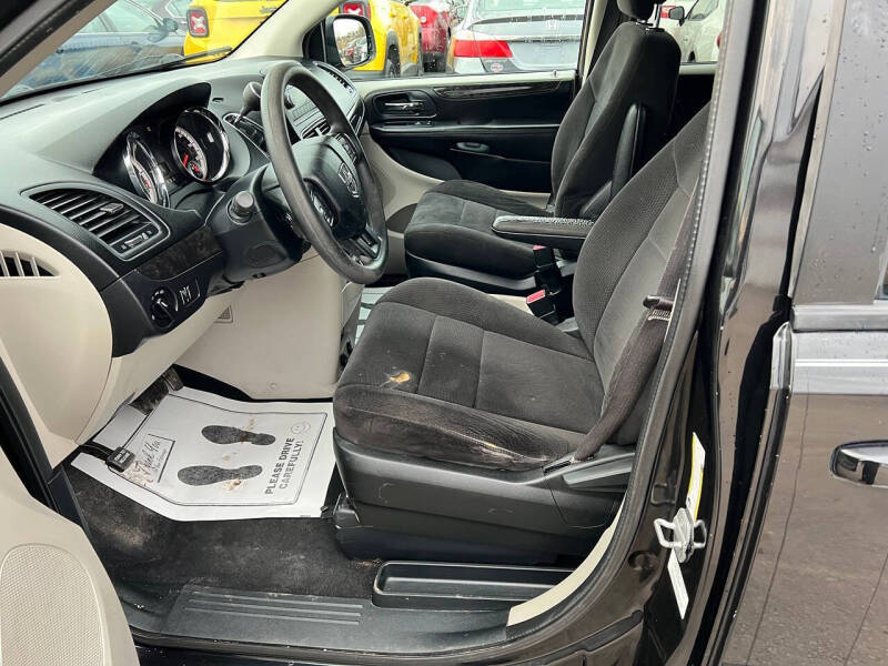 2012 Dodge Grand Caravan SE