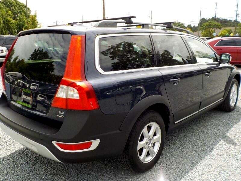 2010 Volvo XC70 3.2