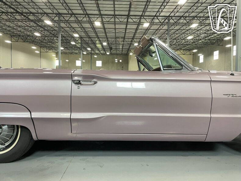 1964 Ford Thunderbird