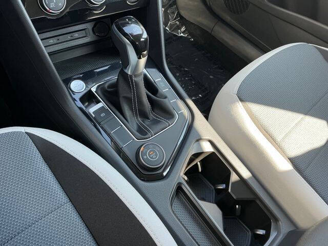 2025 Volkswagen Taos S 4Motion