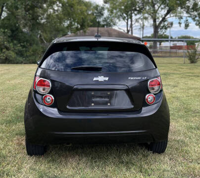 2015 Chevrolet Sonic LT Auto