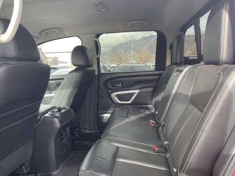 2017 Nissan Titan XD SL