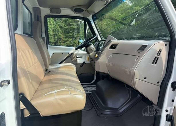 2005 Sterling Acterra