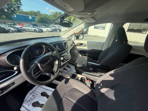 2017 Chrysler Pacifica Touring