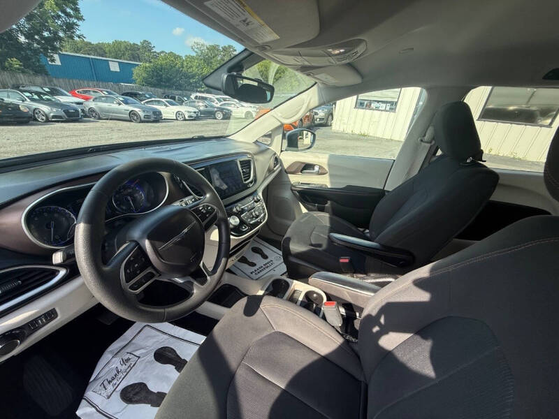 2017 Chrysler Pacifica Touring