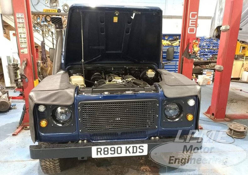1998 Land Rover Defender