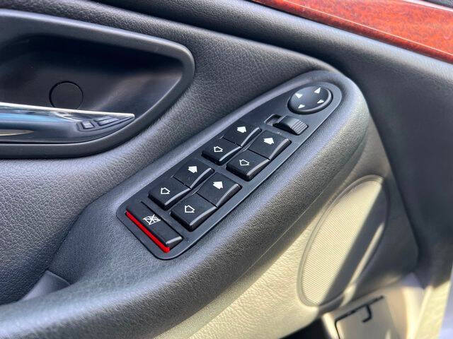 2002 BMW 5 Series 525i