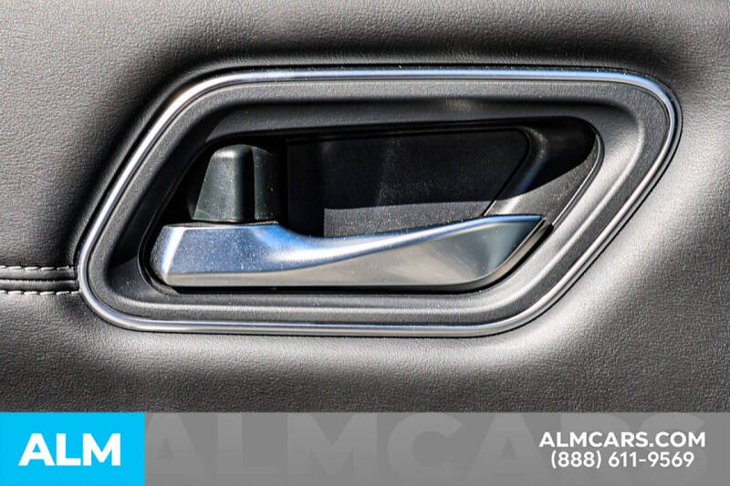 2024 Nissan Rogue Platinum