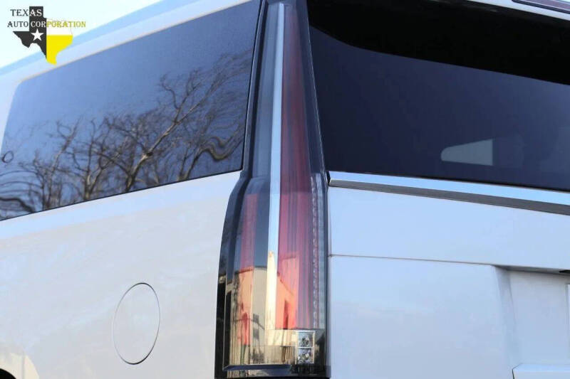 2019 Cadillac Escalade ESV Platinum