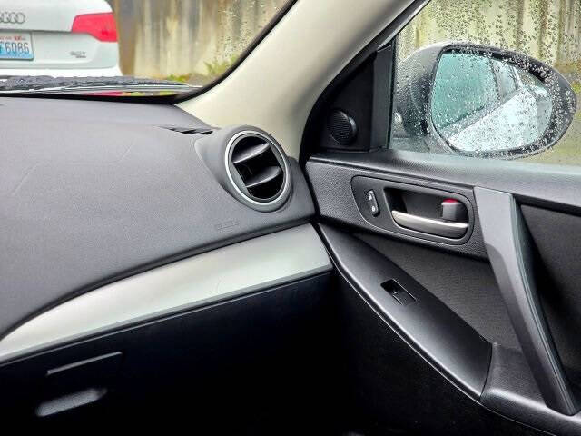 2012 Mazda MAZDA3 i Touring