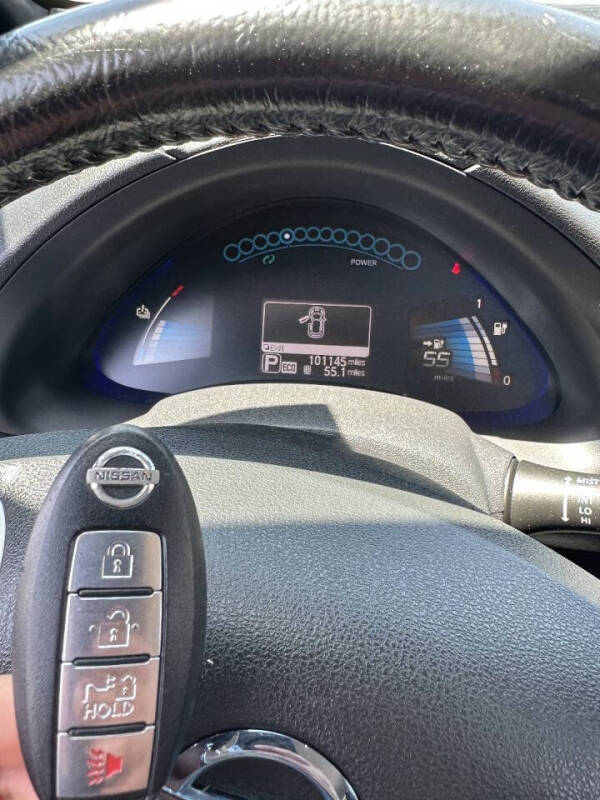 2013 Nissan LEAF S