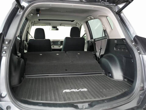 2017 Toyota RAV4 Hybrid XLE