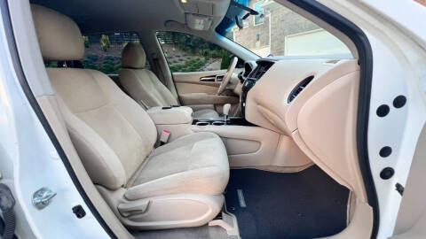 2015 Nissan Pathfinder S