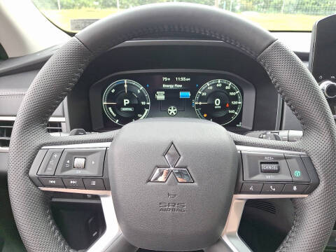 2025 Mitsubishi Outlander PHEV SE