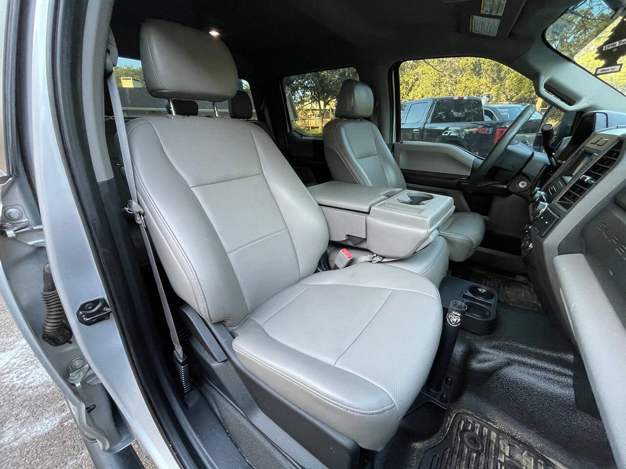 2019 Ford F-250 Super Duty for sale at Sthrn Truck & Auto, LLC. in Weatherford, TX