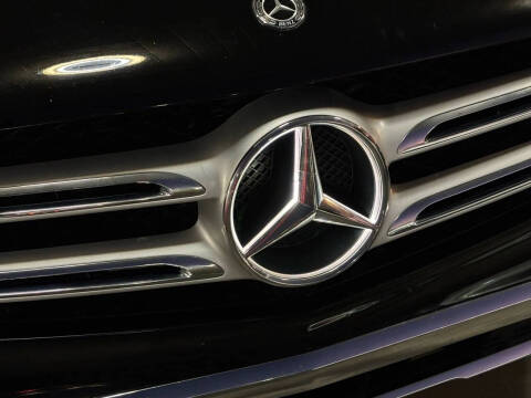 2019 Mercedes-Benz GLC GLC 300