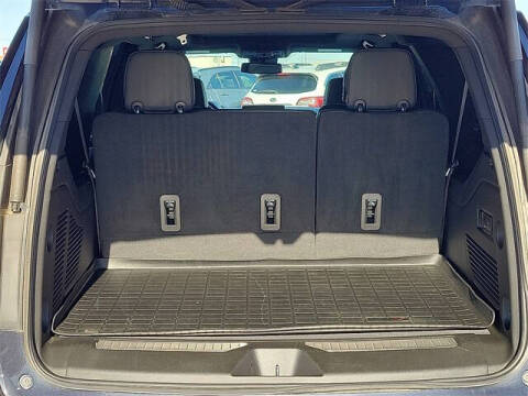 2023 GMC Yukon XL AT4