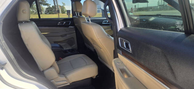 2017 Ford Explorer Limited