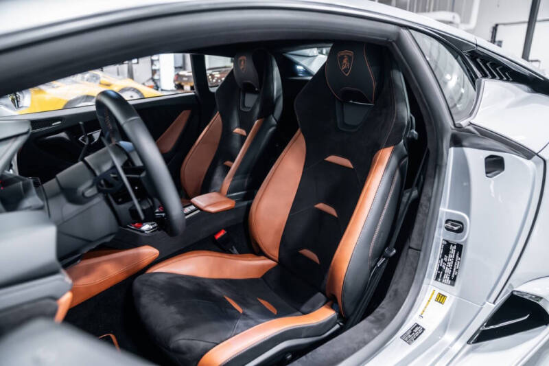 2023 Lamborghini Huracan Tecnica