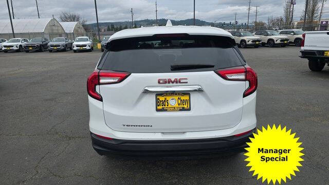 2024 GMC Terrain SLE