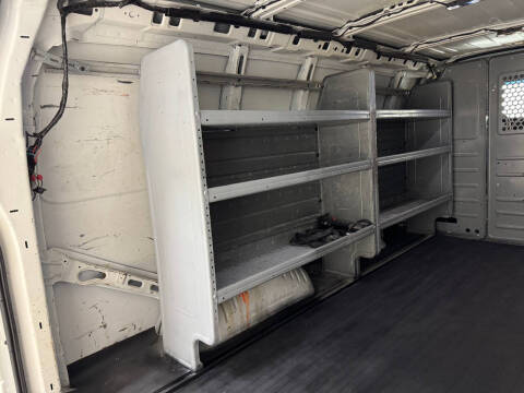 2016 Chevrolet Express 2500