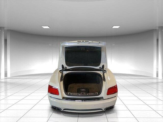 2018 Bentley Flying Spur 9