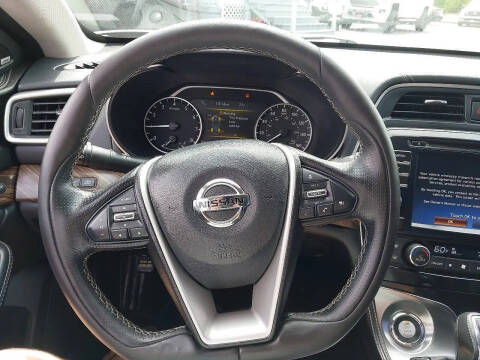 2017 Nissan Maxima Platinum
