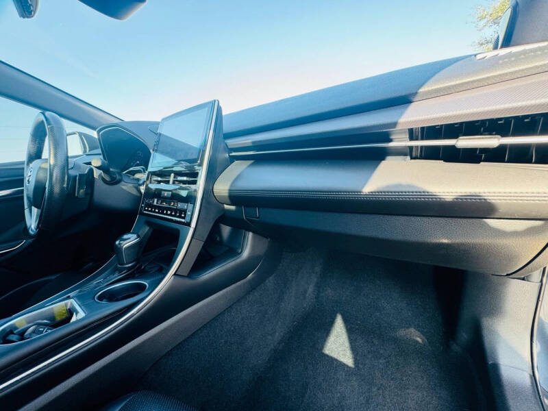 2020 Toyota Avalon Touring