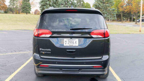 2020 Chrysler Pacifica Touring L