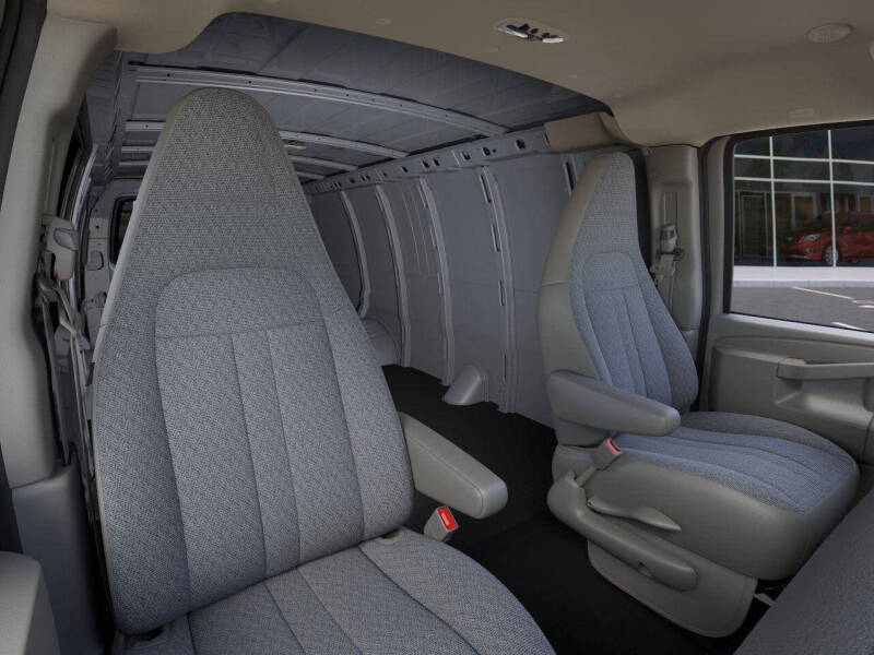 2026 GMC Savana 2500