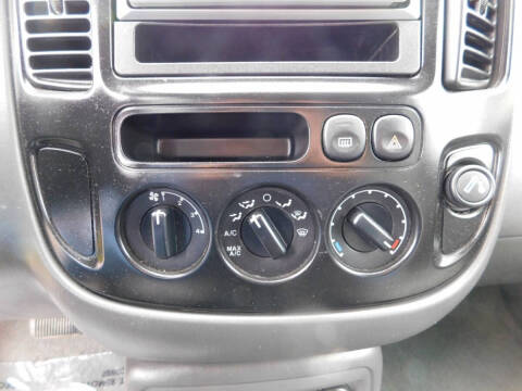 2003 Ford Escape XLT Popular