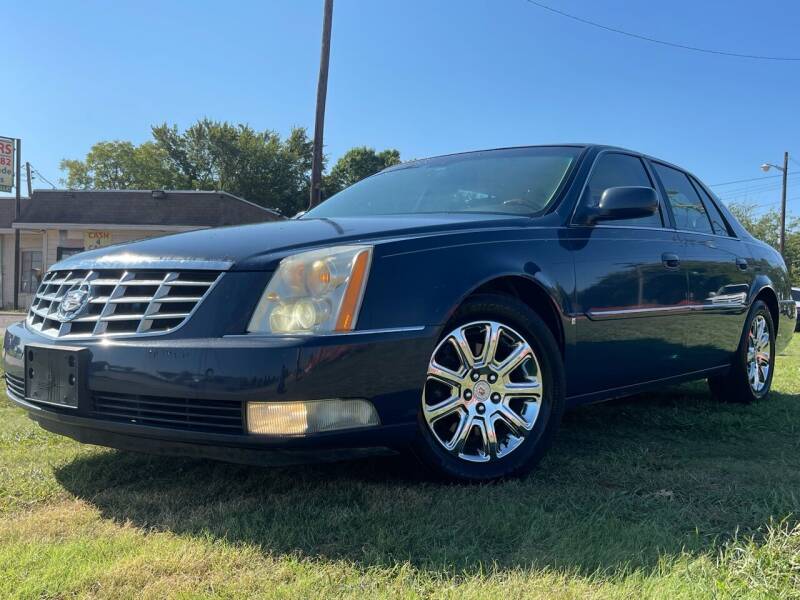 2008 Cadillac DTS for sale at Cash Car Outlet in Mckinney TX