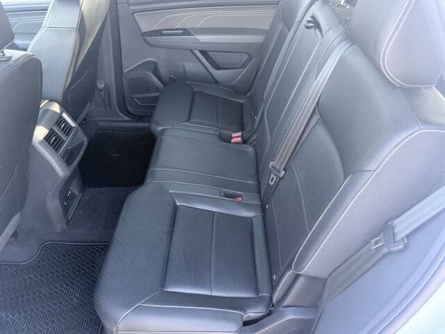 2021 Volkswagen Atlas Cross Sport V6 SE R-Line