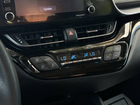 2021 Toyota C-HR XLE