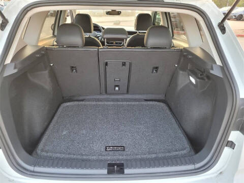 2025 Volkswagen Taos SEL 4Motion