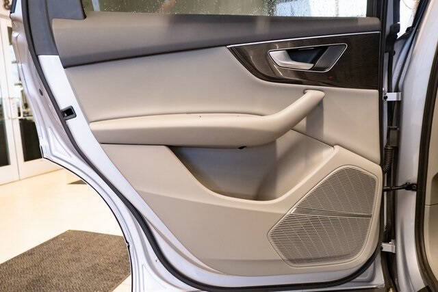 2021 Audi Q7 quattro Premium Plus 55 TFSI