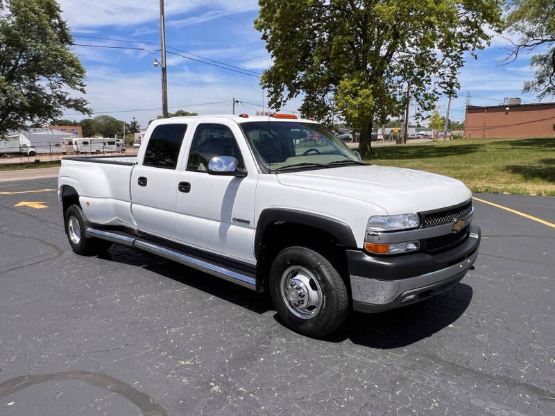 2002 Chevrolet Silverado 3500 for sale at Dittmar Auto Dealer LLC in Dayton OH