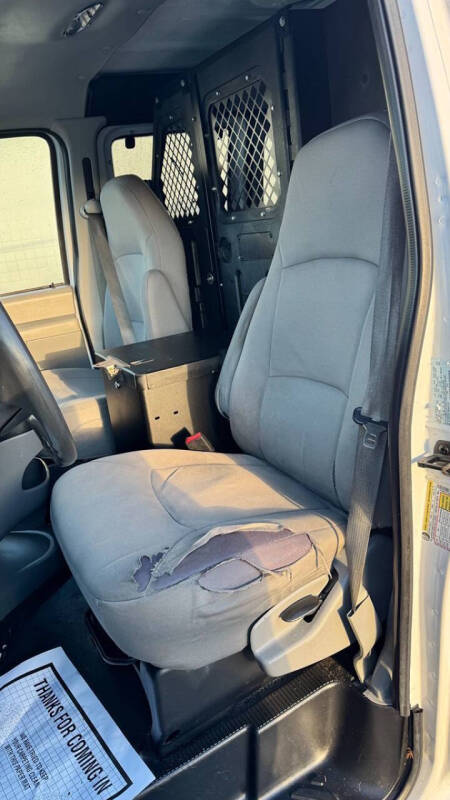 2008 Ford E-Series E-250