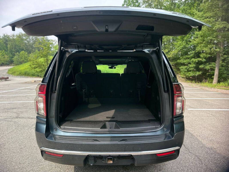 2021 Chevrolet Suburban LT