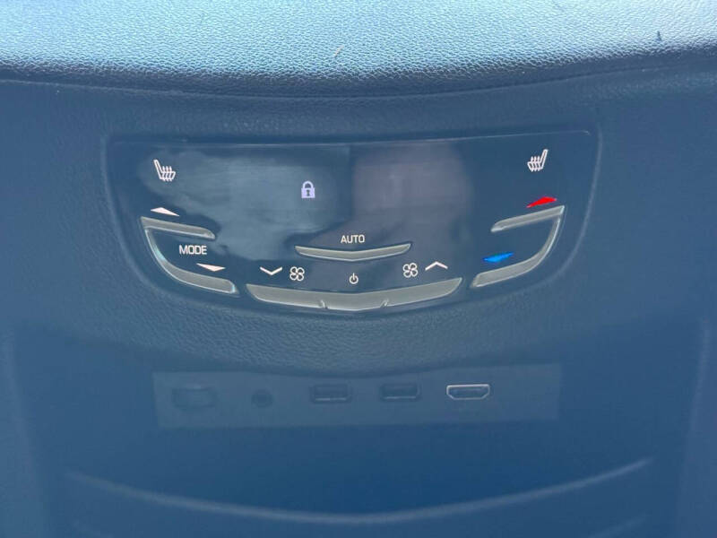 2018 Cadillac Escalade Luxury