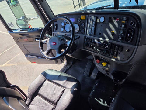 2020 Peterbilt 365