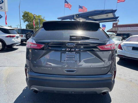 2022 Ford Edge Titanium