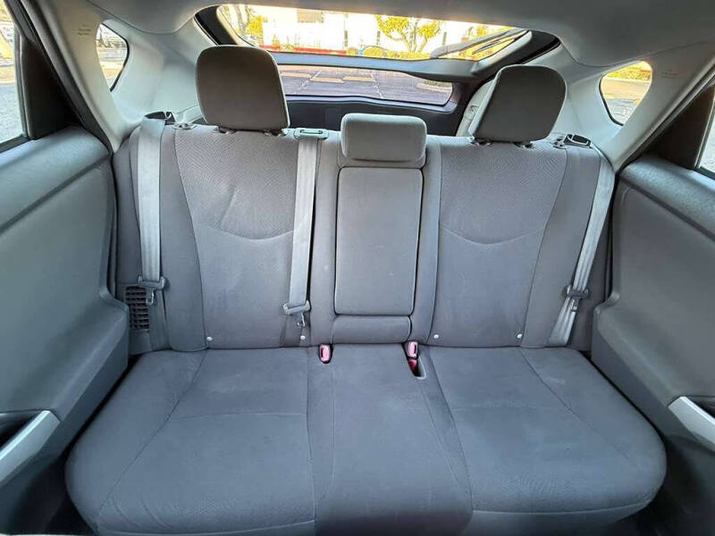 2011 Toyota Prius Two