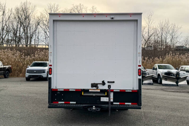 2024 Ford E-Series E-350 SD