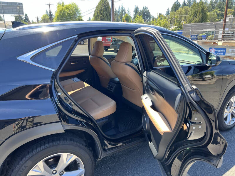 2017 Lexus NX 200t