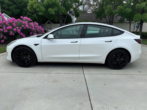 2022 Tesla Model 3 Long Range