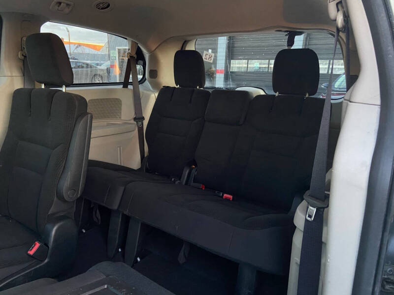 2017 Dodge Grand Caravan SE