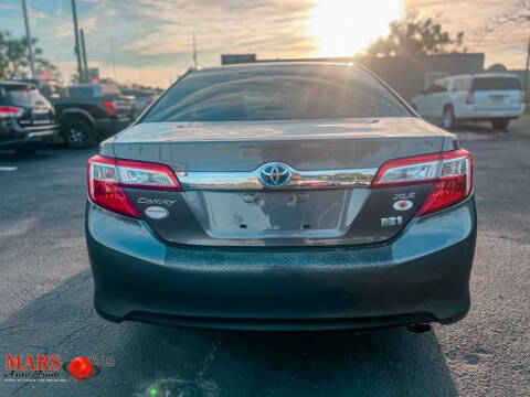 2014 Toyota Camry Hybrid XLE