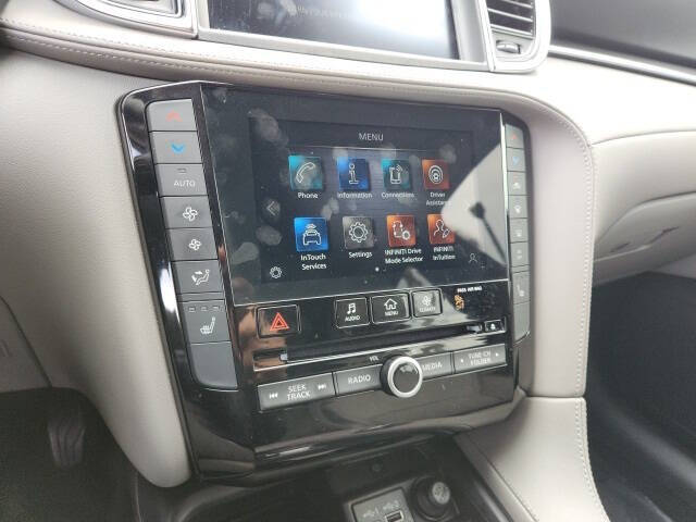 2025 Infiniti QX50 Luxe