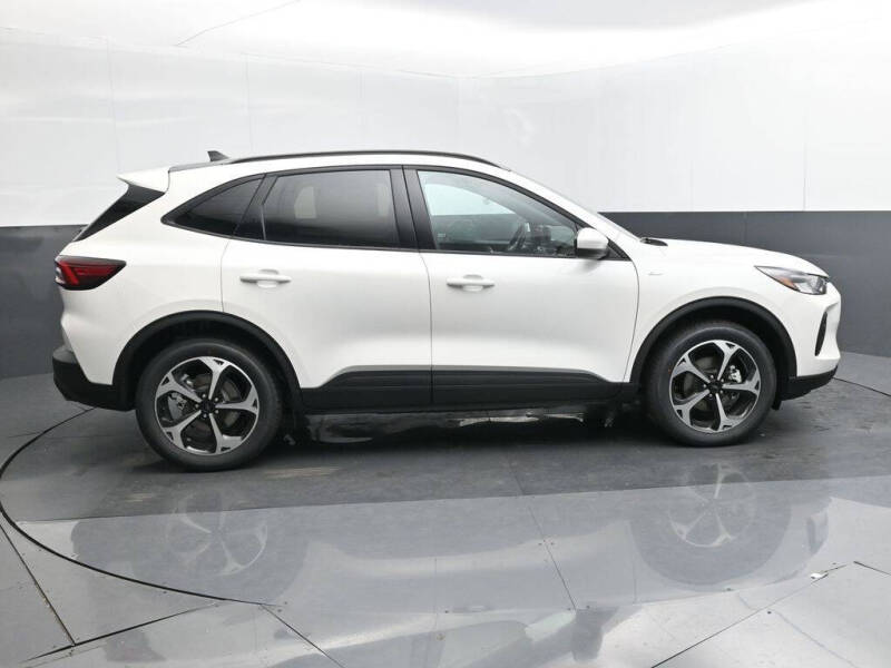 2025 Ford Escape Hybrid ST-Line Select